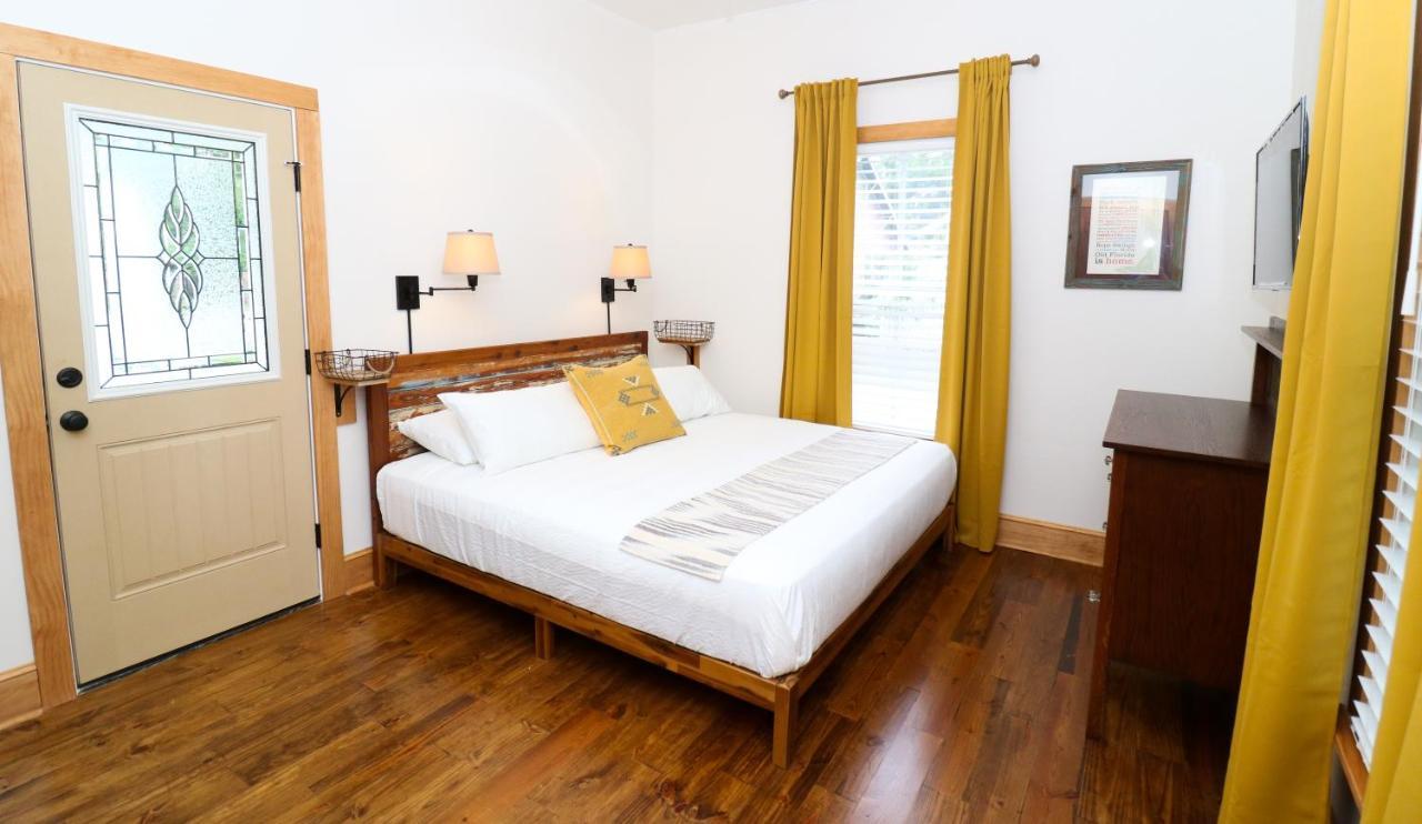 Sweetwater Branch Inn 게인즈빌 외부 사진